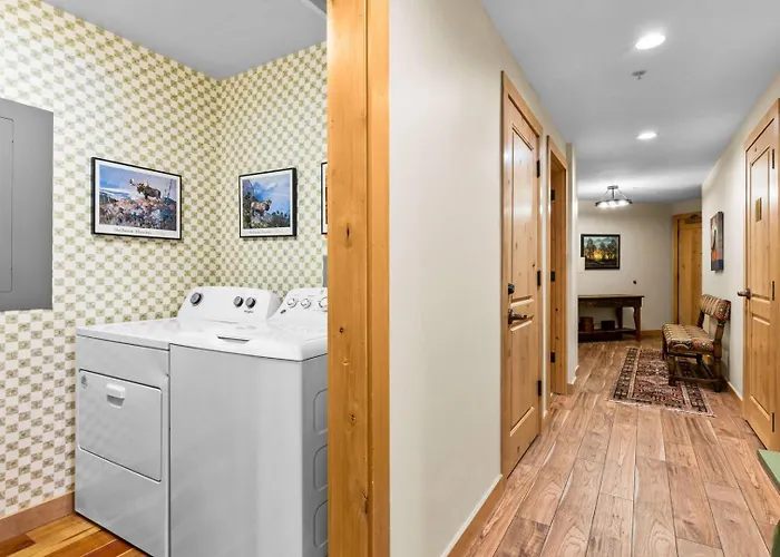 Rmr: Cody House B In Apartment